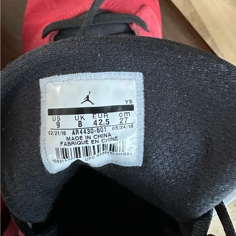 Nike Air Jordan Lift Off Gym Red Men Size 9 Sneakers.